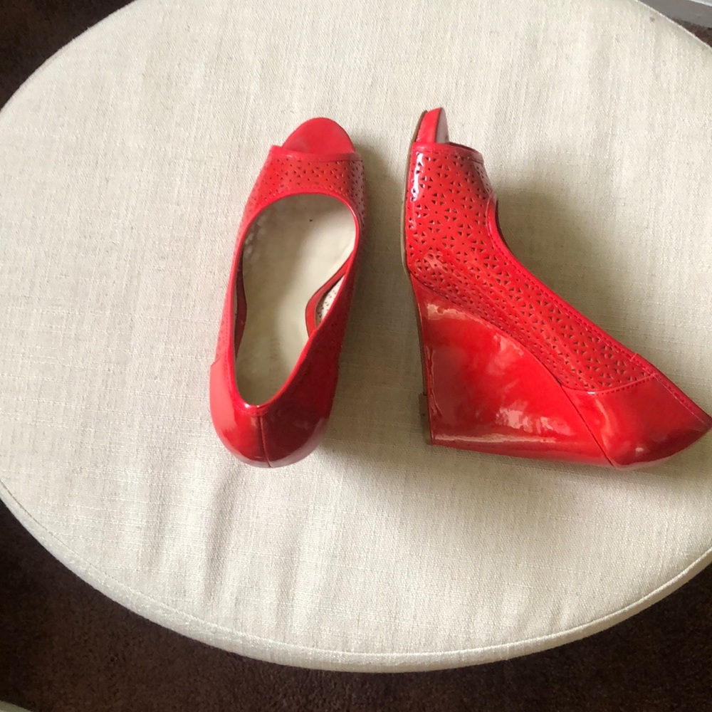 Wedge shoes